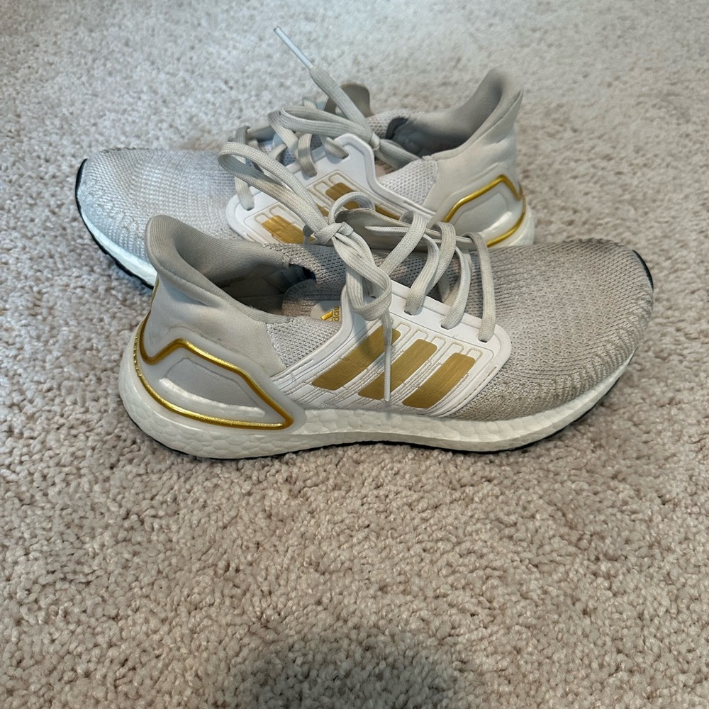 Adidas White and Gold Sneakers